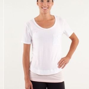 Lululemon calm tee size 10